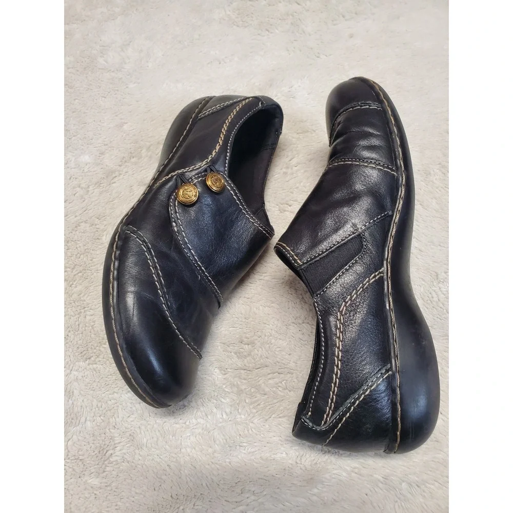 Clarks pre loved